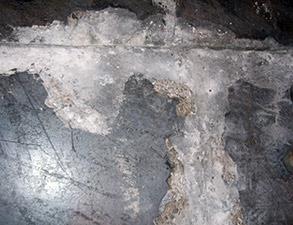 混凝土板中的接缝严重劣化
