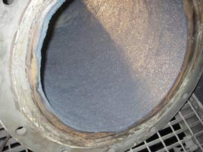 Materiał Belzona 1812 (Ceramic Carbide FP) umożliwia odbudowanie uszkodzonego profilu i zabezpiecza przed ścieraniem